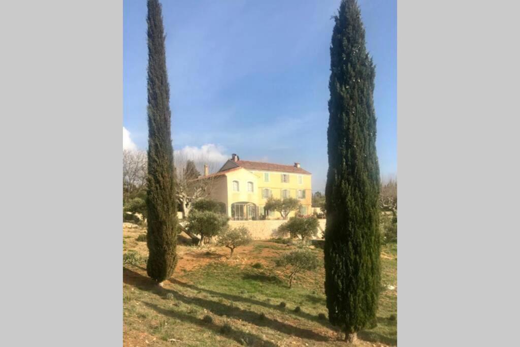 Bastide Au Milieu Des Vignes Et Des Oliviers Aups别墅 外观 照片